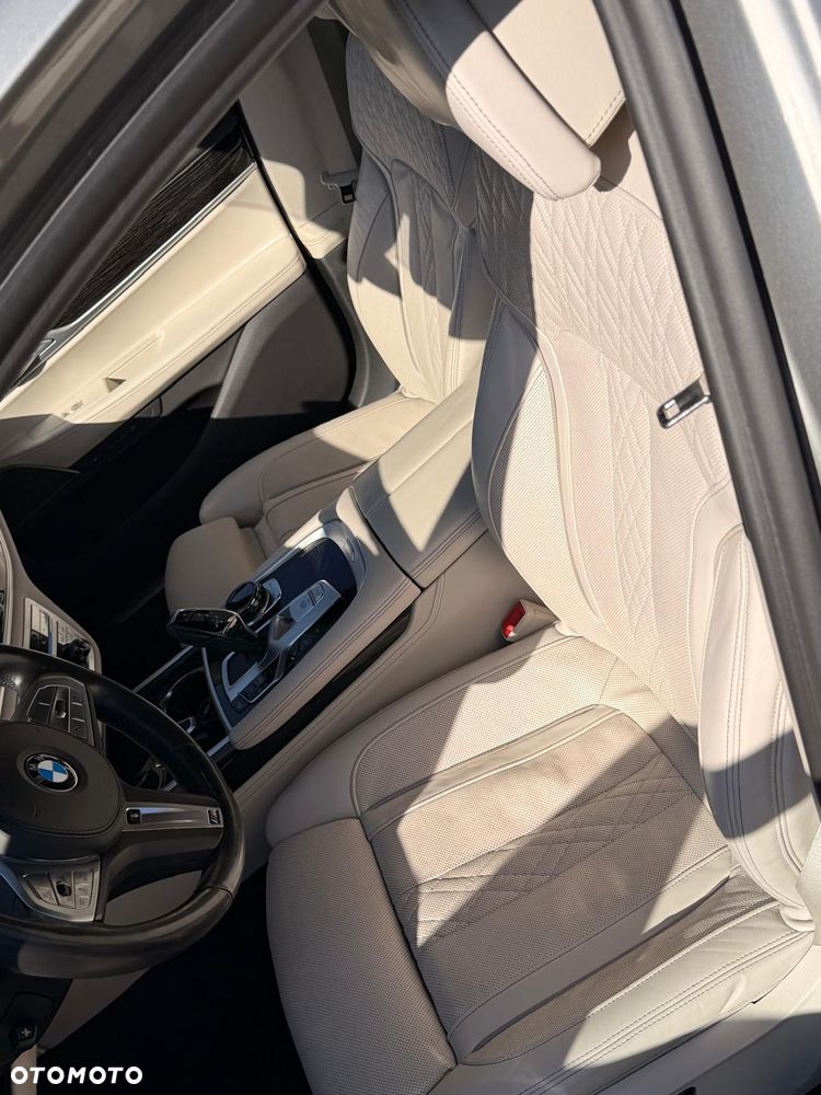 BMW Seria 7 740d xDrive sport - 15