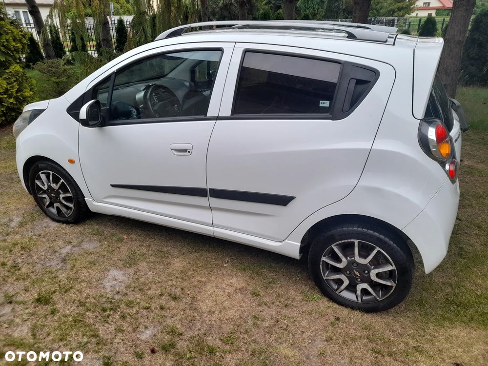 Chevrolet Spark - 15