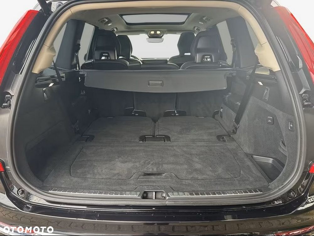 Volvo XC 90 - 30