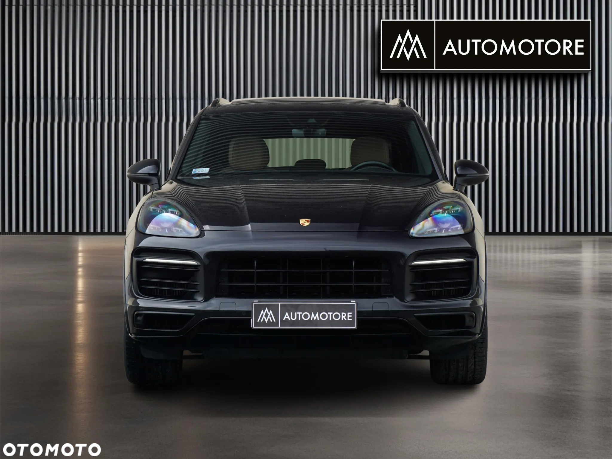 Porsche Cayenne Standard - 4