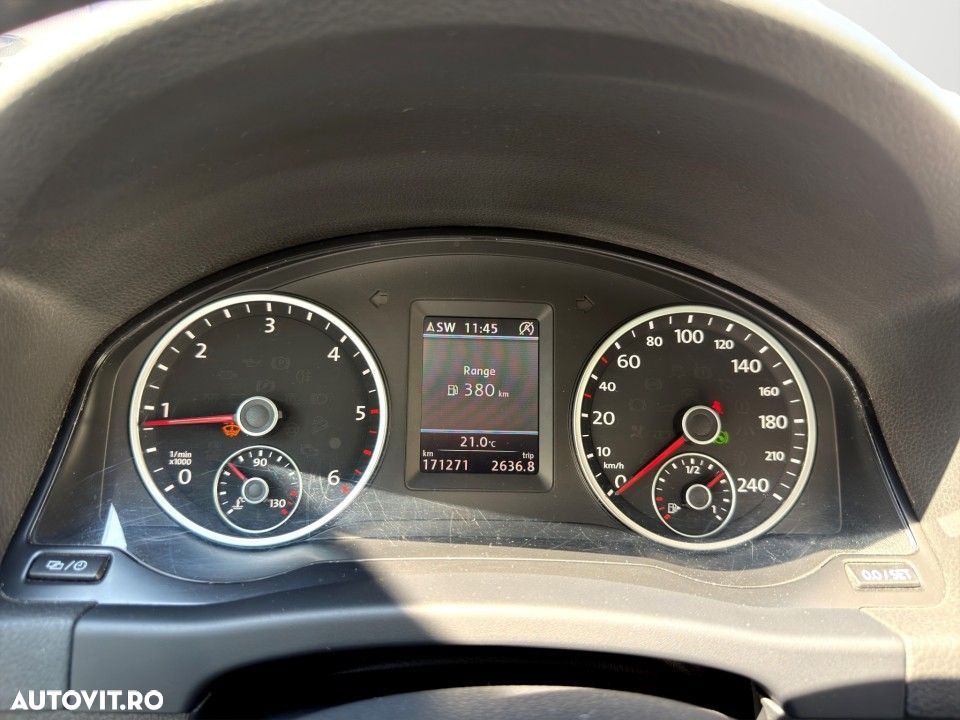 Volkswagen Tiguan - 17