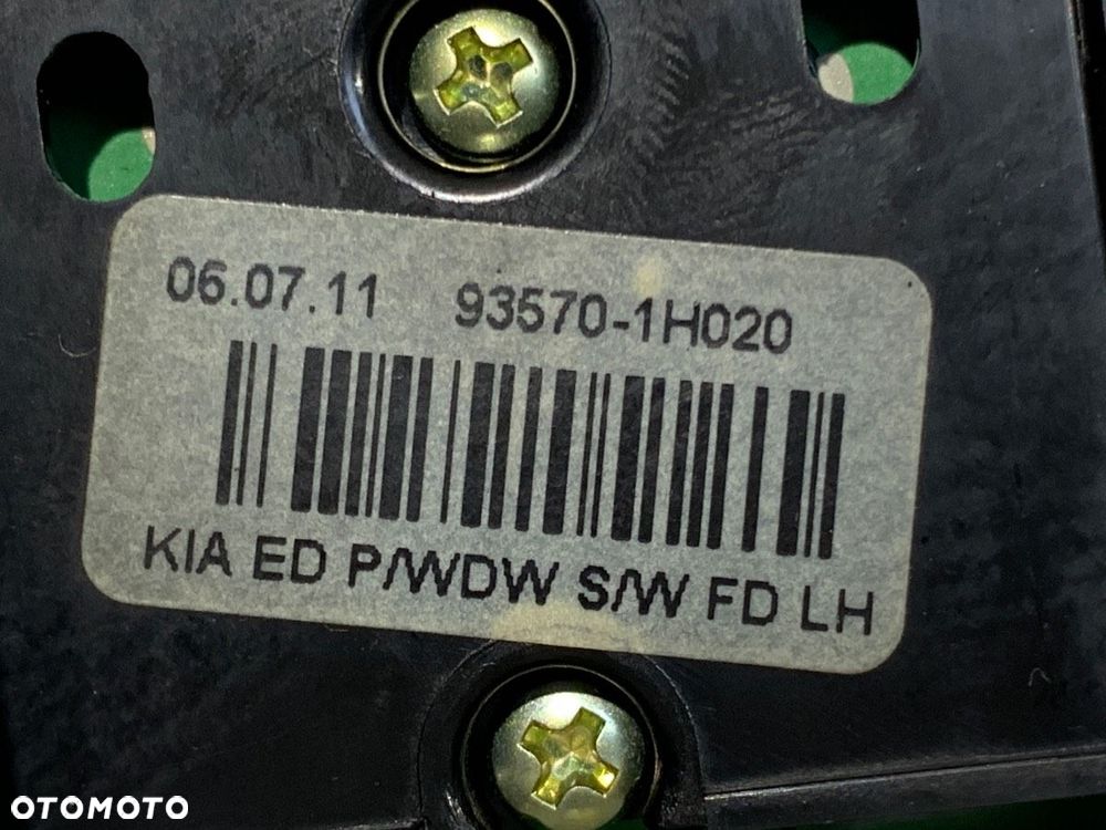 PRZEŁĄCZNIK SZYB  KIA CEE'D liftback (ED) 2006 - 2012 1.4 77 kW [105 KM] benzyna 2006 - 2012 - 4