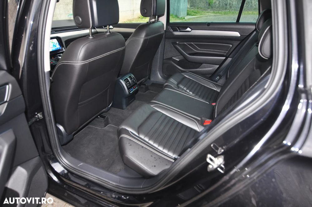Volkswagen Passat 2.0 TDI SCR DSG Business - 9