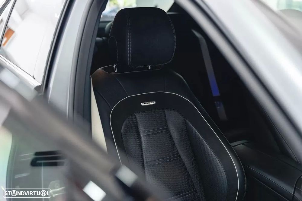 Mercedes-Benz E 63 AMG S 4-Matic+ - 40