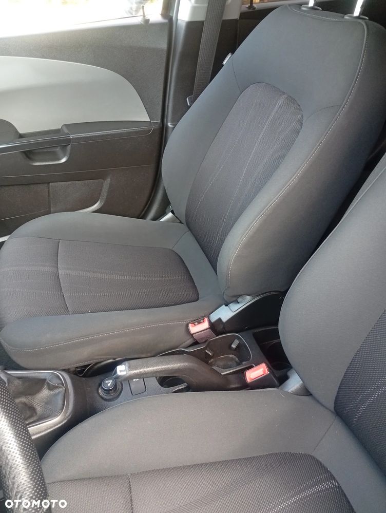 Chevrolet Aveo 1.4 LT - 7