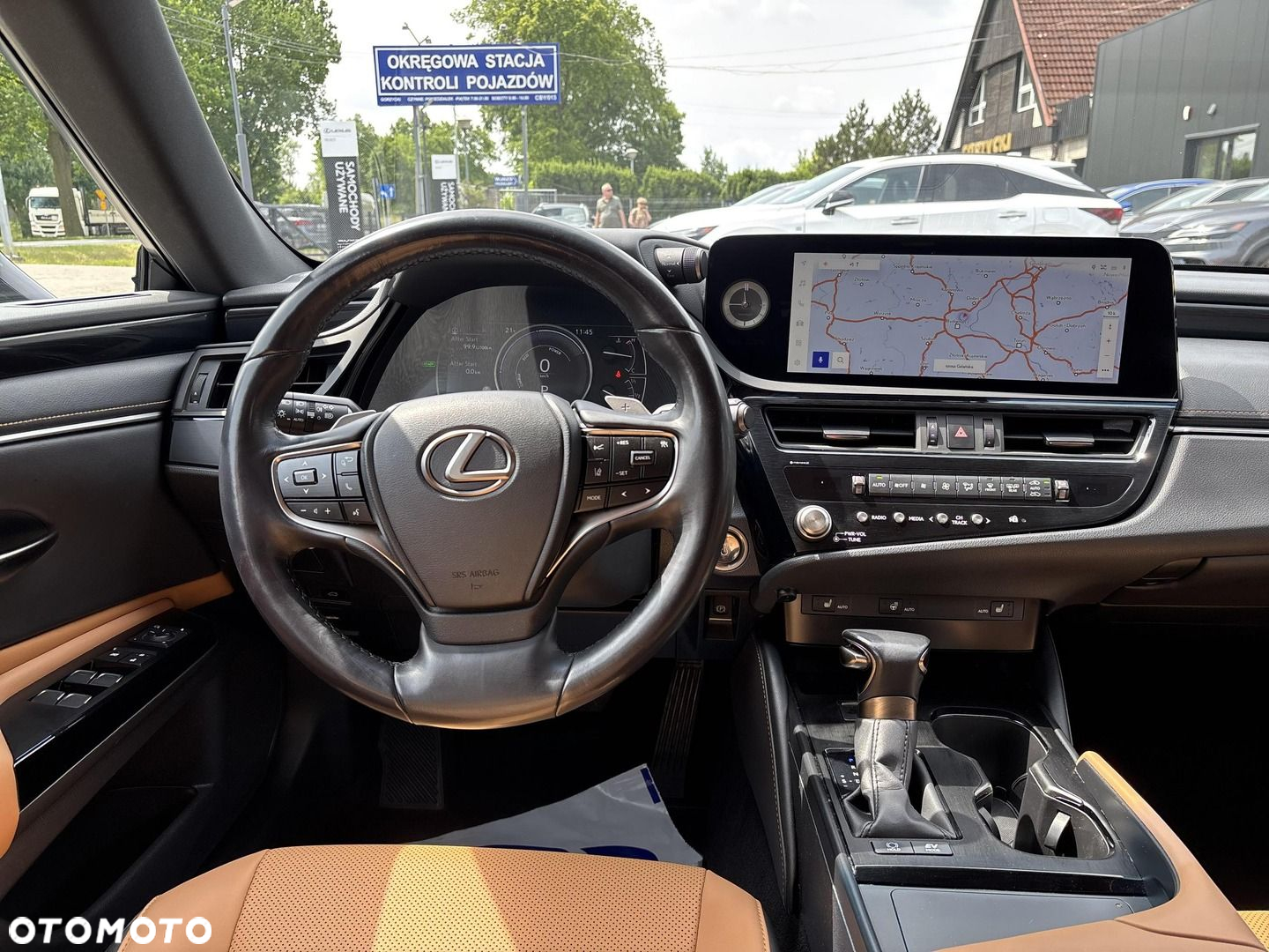 Lexus ES - 10