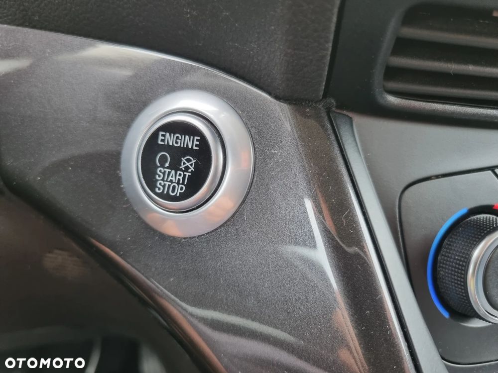 Ford C-MAX 1.5 TDCi Start-Stop-System Titanium - 32