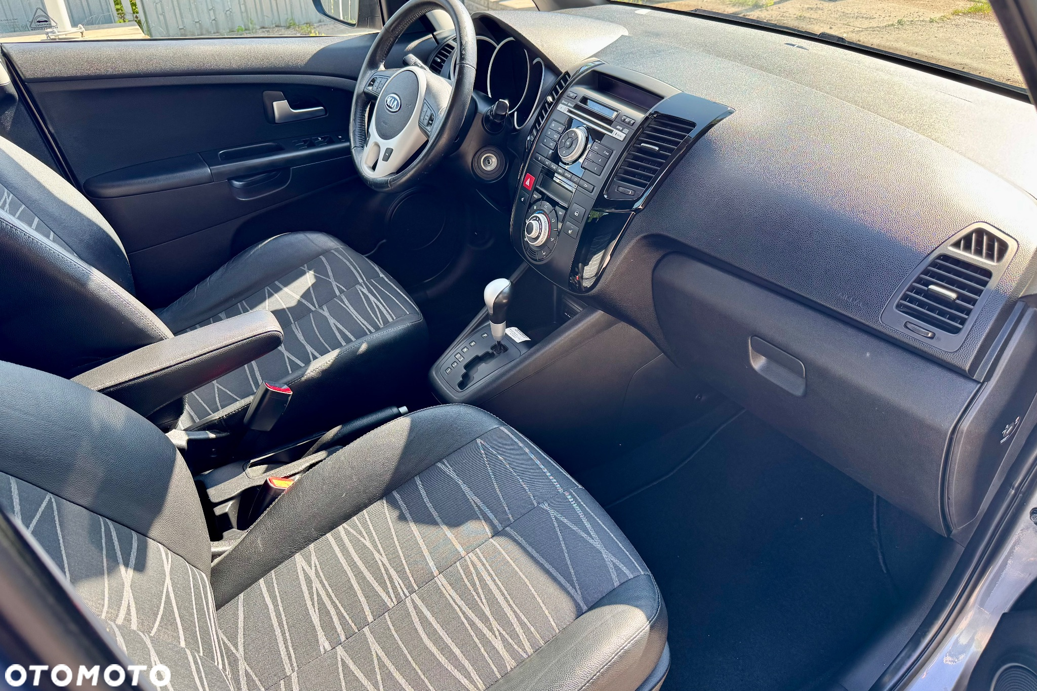 Kia Venga - 14