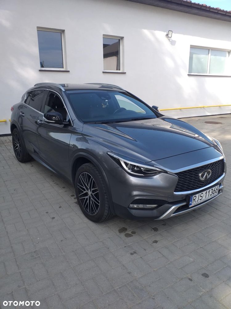 Infiniti QX30 2.2d DCT AWD Premium Tech - 2