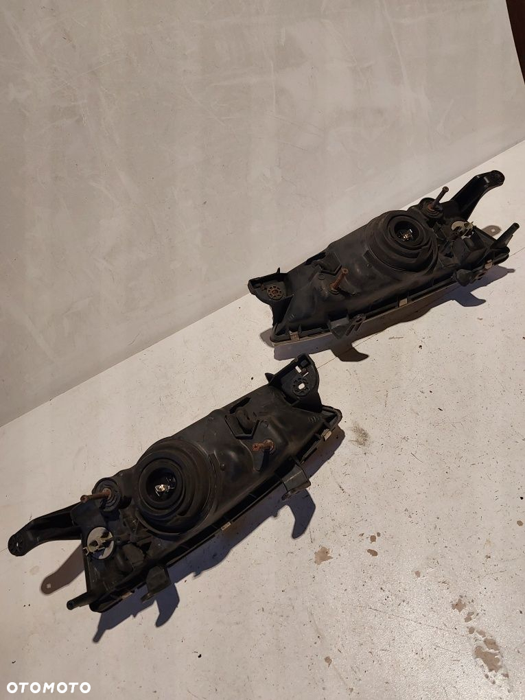 Subaru Legacy II 2 lampa przednia prawa lewa reflektor prawy lewy - 4