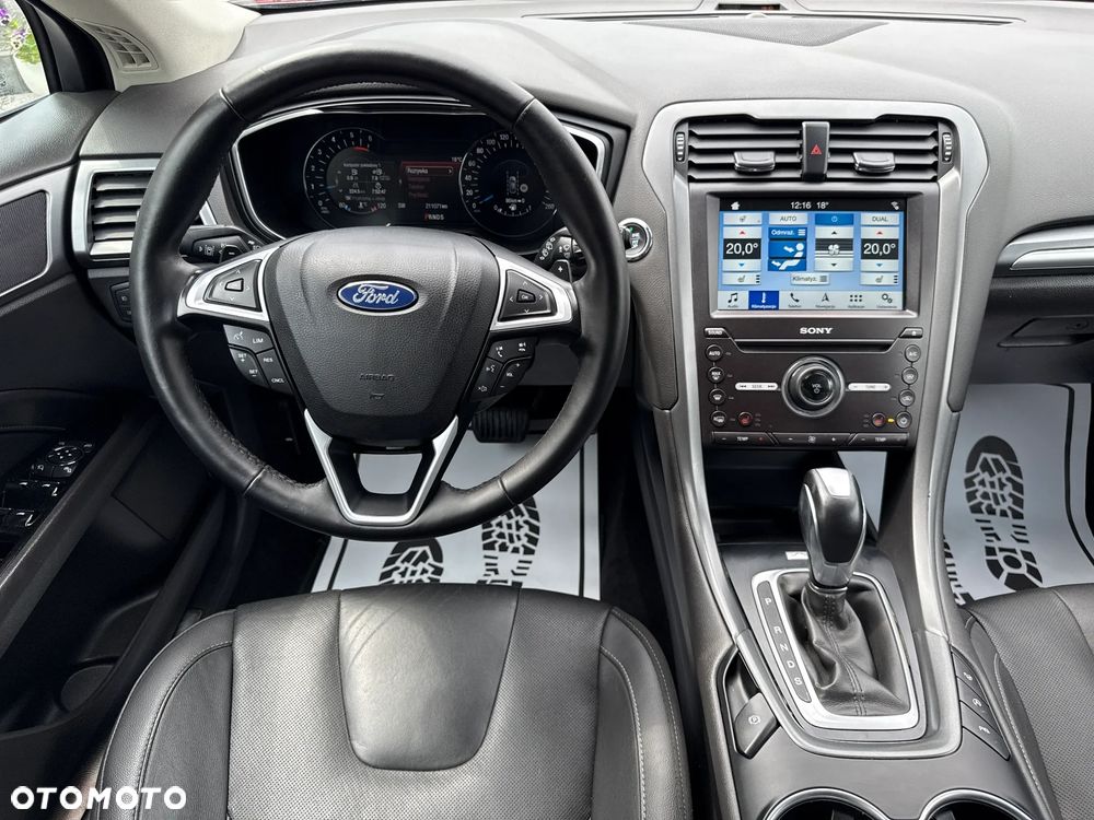 Ford Mondeo 2.0 TDCi Titanium PowerShift - 32