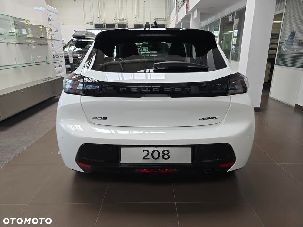 Peugeot 208 - 5