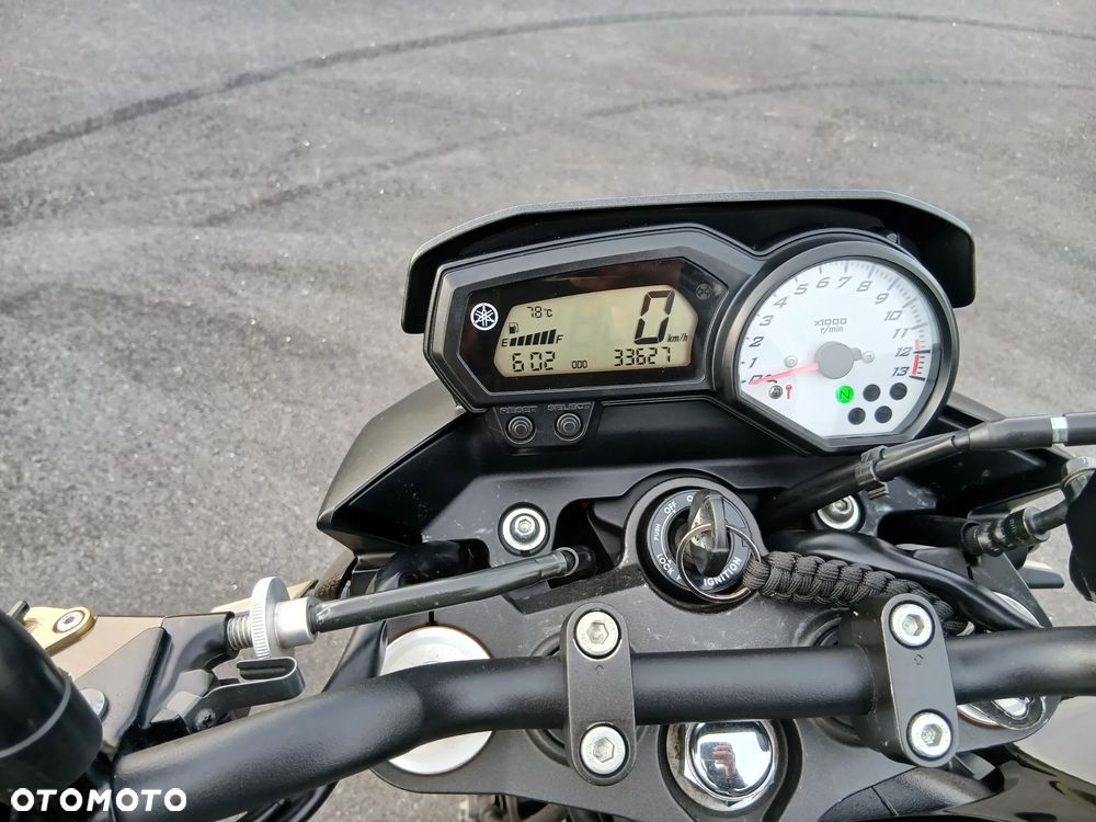 Yamaha FZ8 - 7