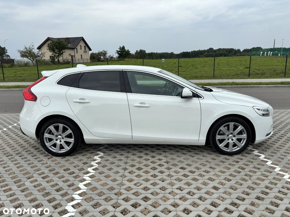 Volvo V40 D3 Drive-E Inscription - 3