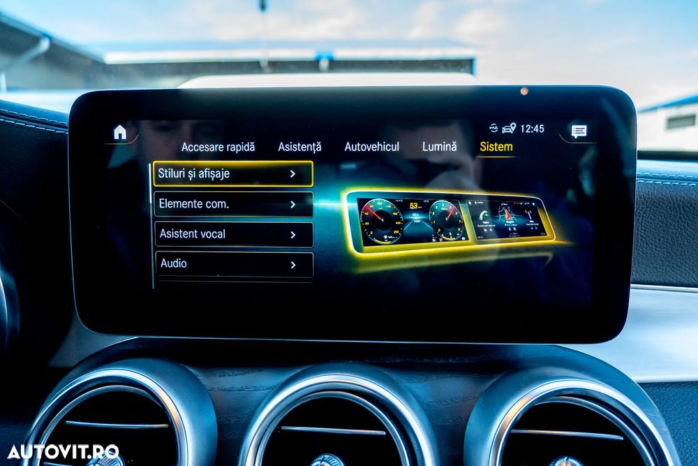 Mercedes-Benz GLC Coupe 300 de 4Matic 9G-TRONIC AMG Line - 36