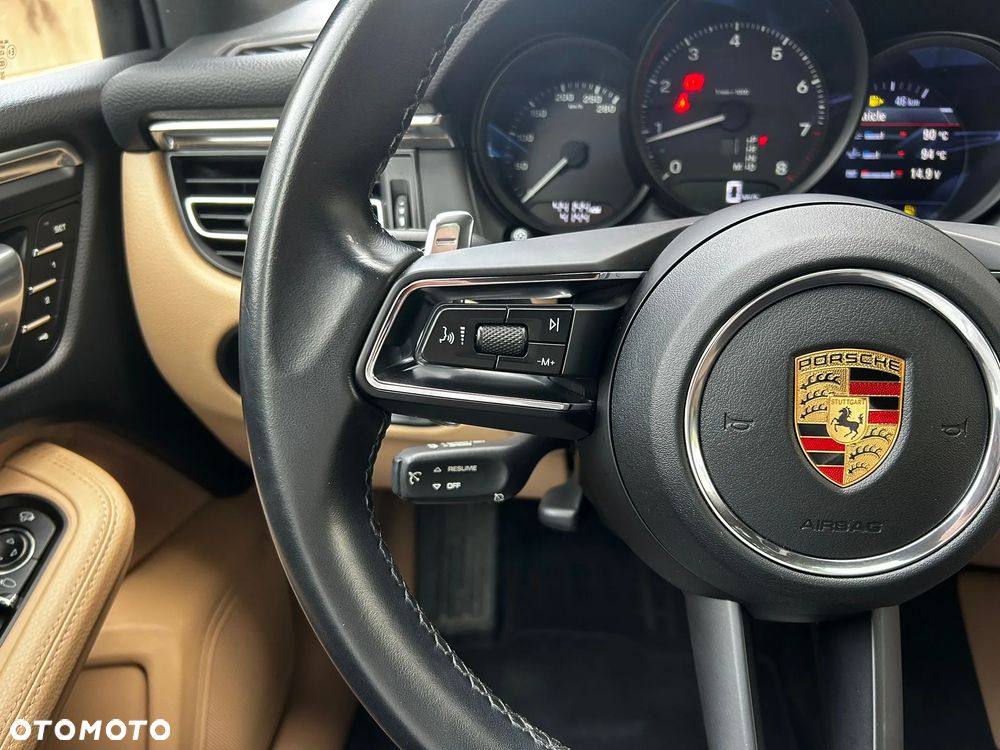 Porsche Macan Standard - 23