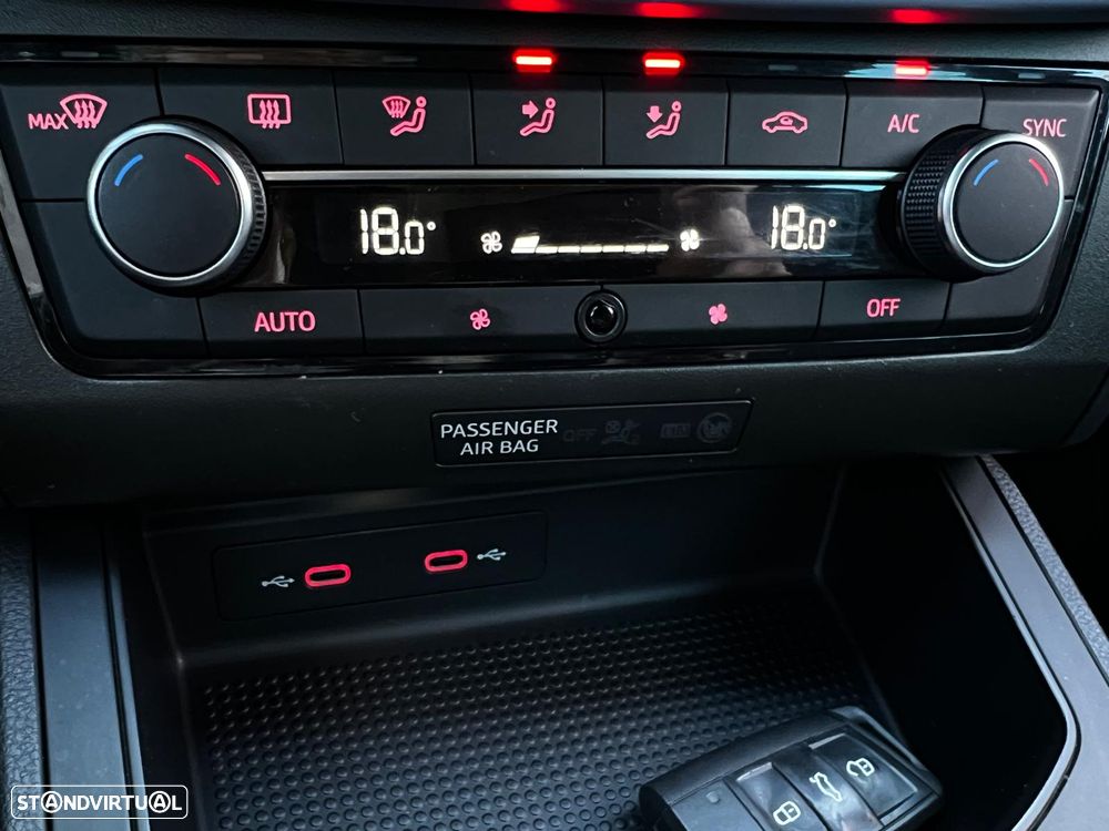 SEAT Ibiza 1.0 TSI FR - 53