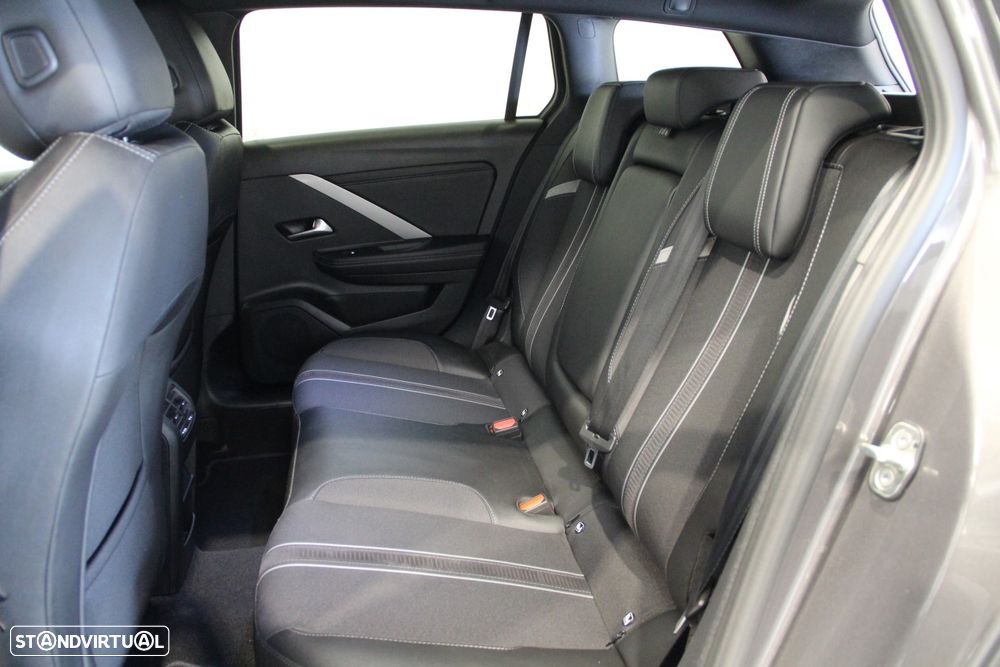 Opel Astra Sports Tourer 1.6 T PHEV GS Line - 26
