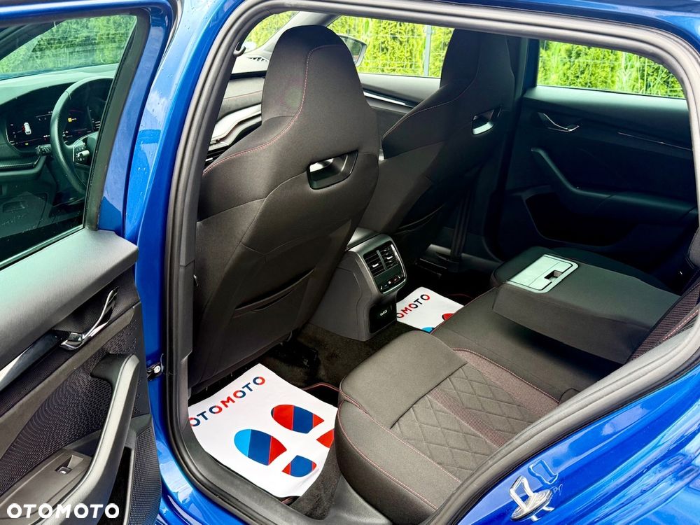 Skoda Octavia 2.0 TDI DSG 4x4 RS - 21