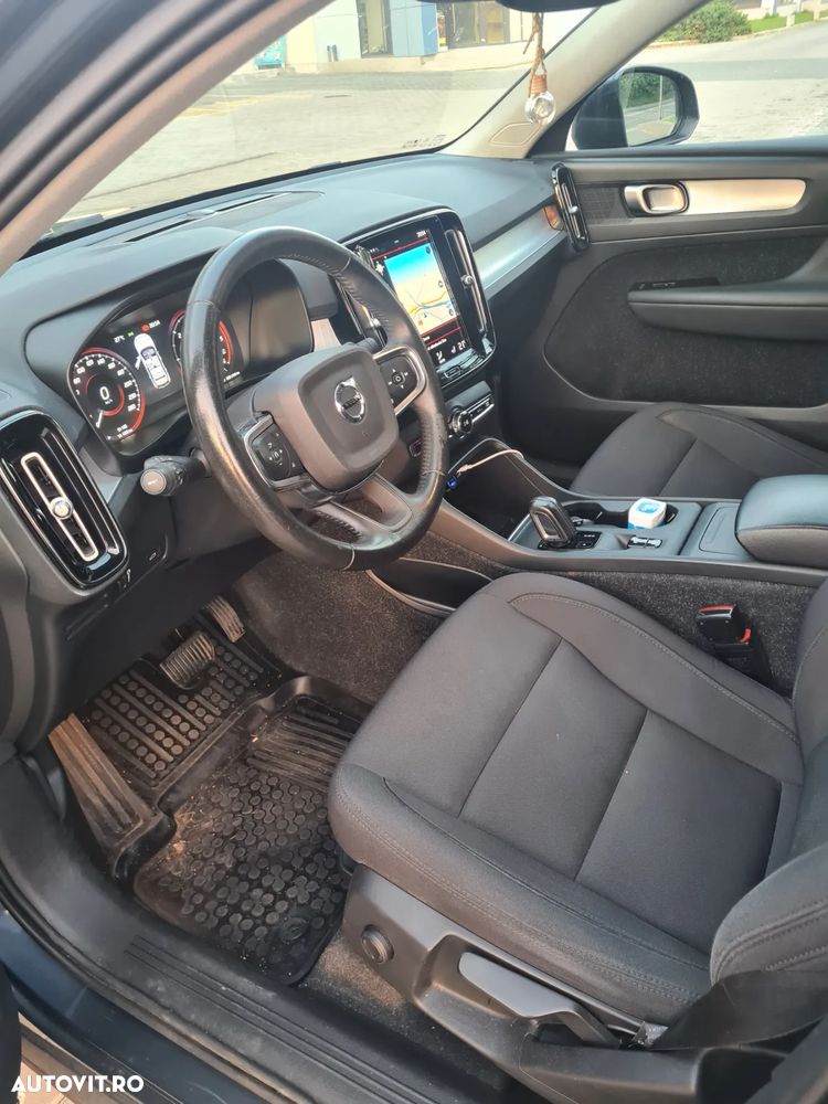 Volvo XC 40 D3 AWD Geartronic Momentum - 9