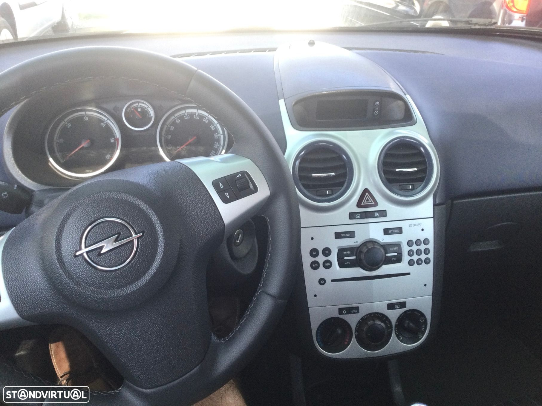 Opel Corsa 1.3 CDTi Enjoy EcoFLEX - 3