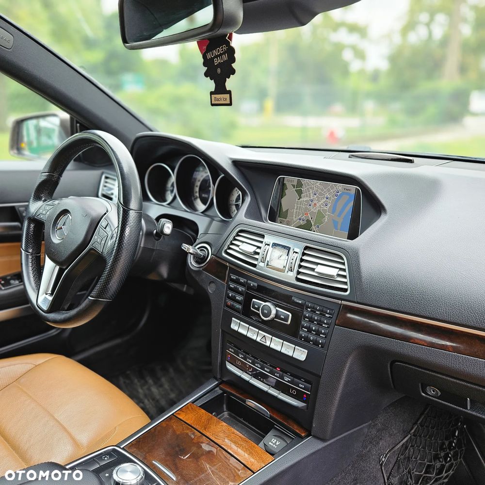 Mercedes-Benz Klasa E - 34