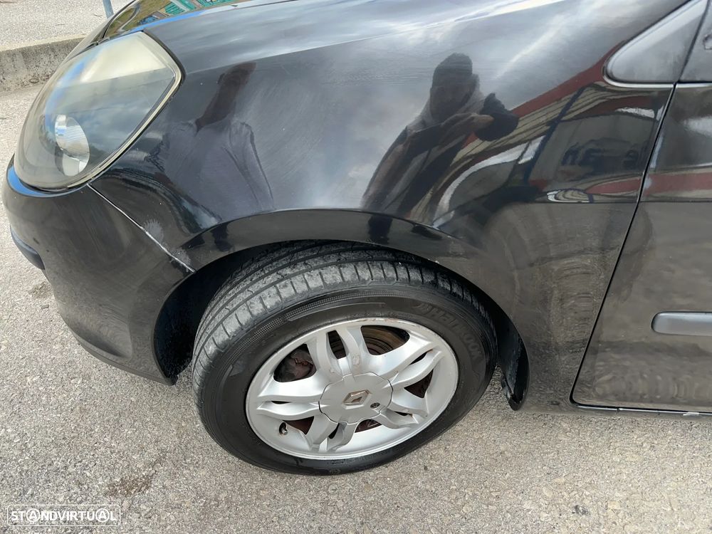 Renault Clio 1.2 16V Confort - 4