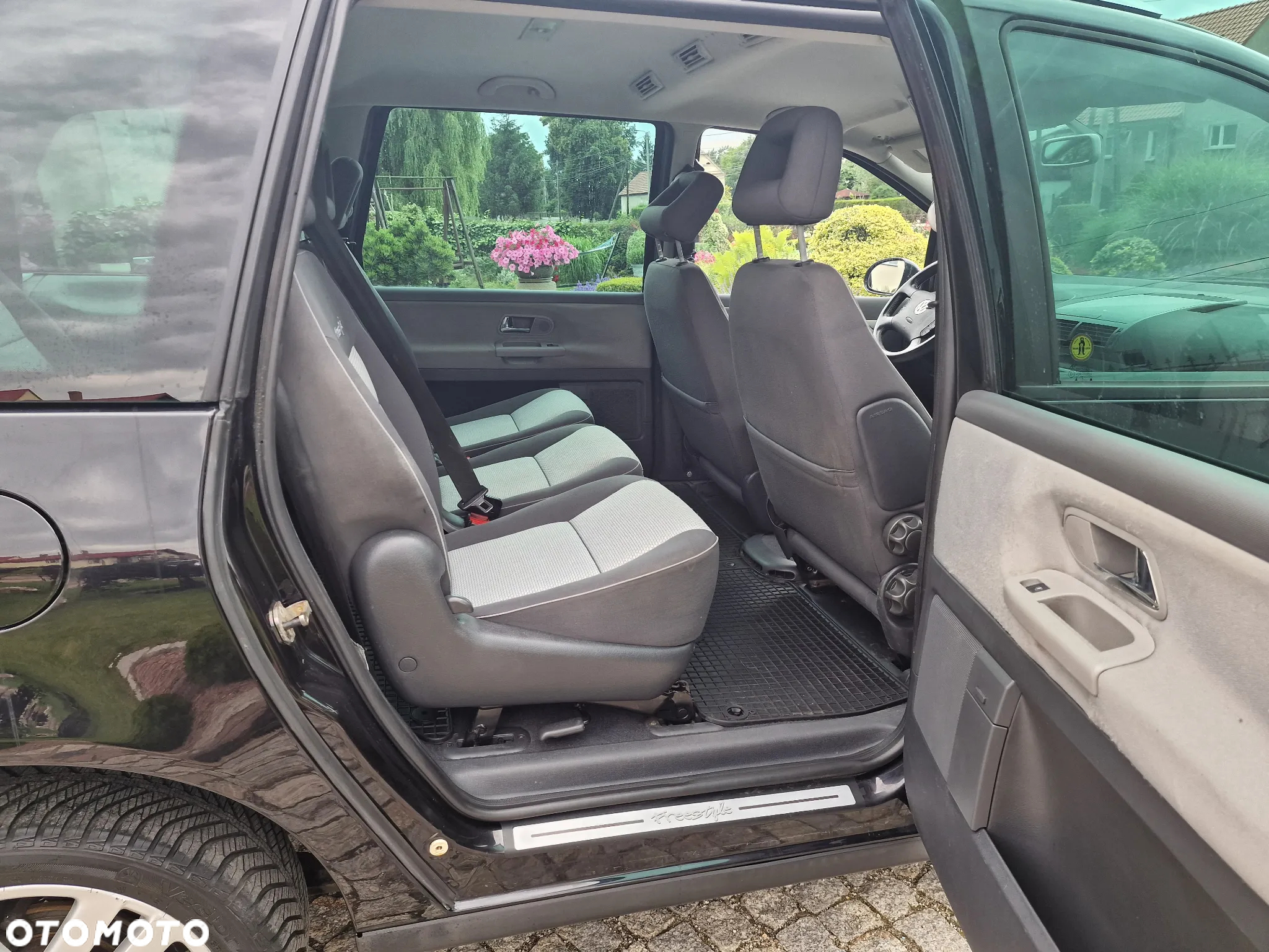 Volkswagen Sharan 2.0 TDI DPF Highline - 19