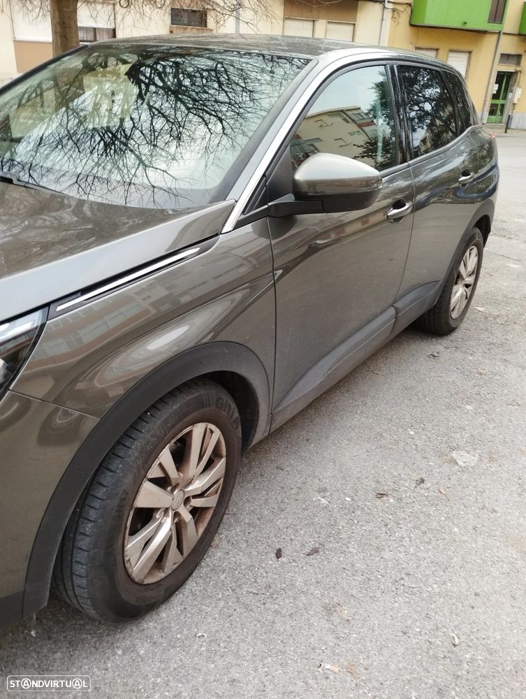 Peugeot 3008 1.5 BlueHDi Active - 4