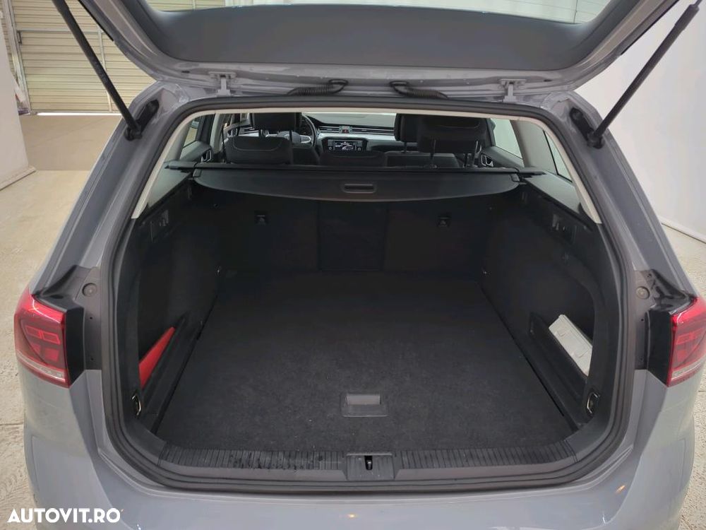 Volkswagen Passat 2.0 TDI DSG Comfortline - 8