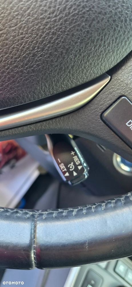 Toyota Auris 1.8 HSD Luna - 24