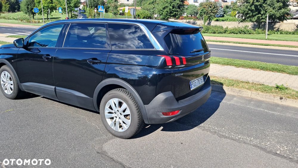 Peugeot 5008 - 10