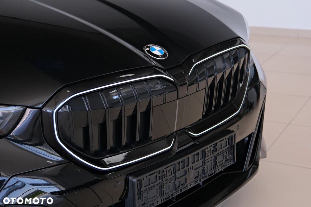 BMW Seria 5 520d xDrive mHEV M Sport - 5