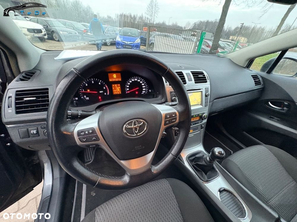 Toyota Avensis 2.0 D-4D Sol plus+NAVI - 20