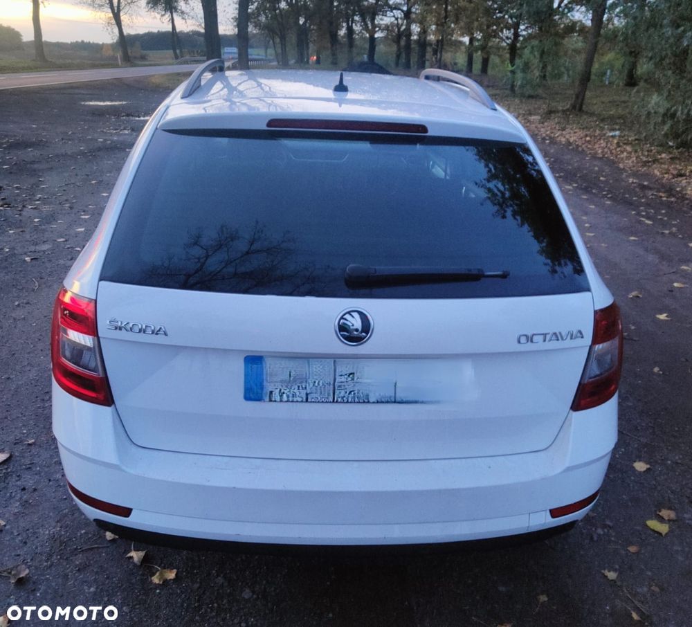 Skoda Octavia 2.0 TDI Style - 3