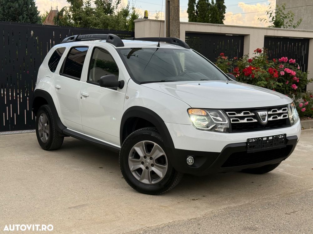 Dacia Duster 1.6 4x2 Laureate - 4