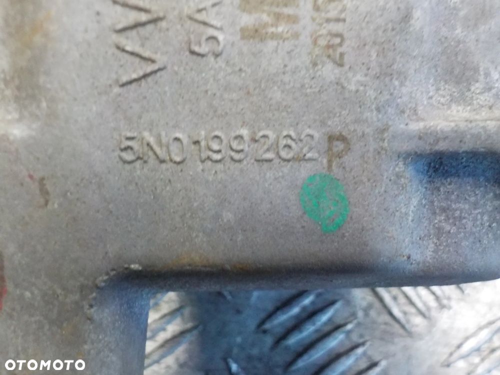 AUDI Q3 8U LIFT ŁAPA PODUSZKA SILNIKA 5N0199262P - 3