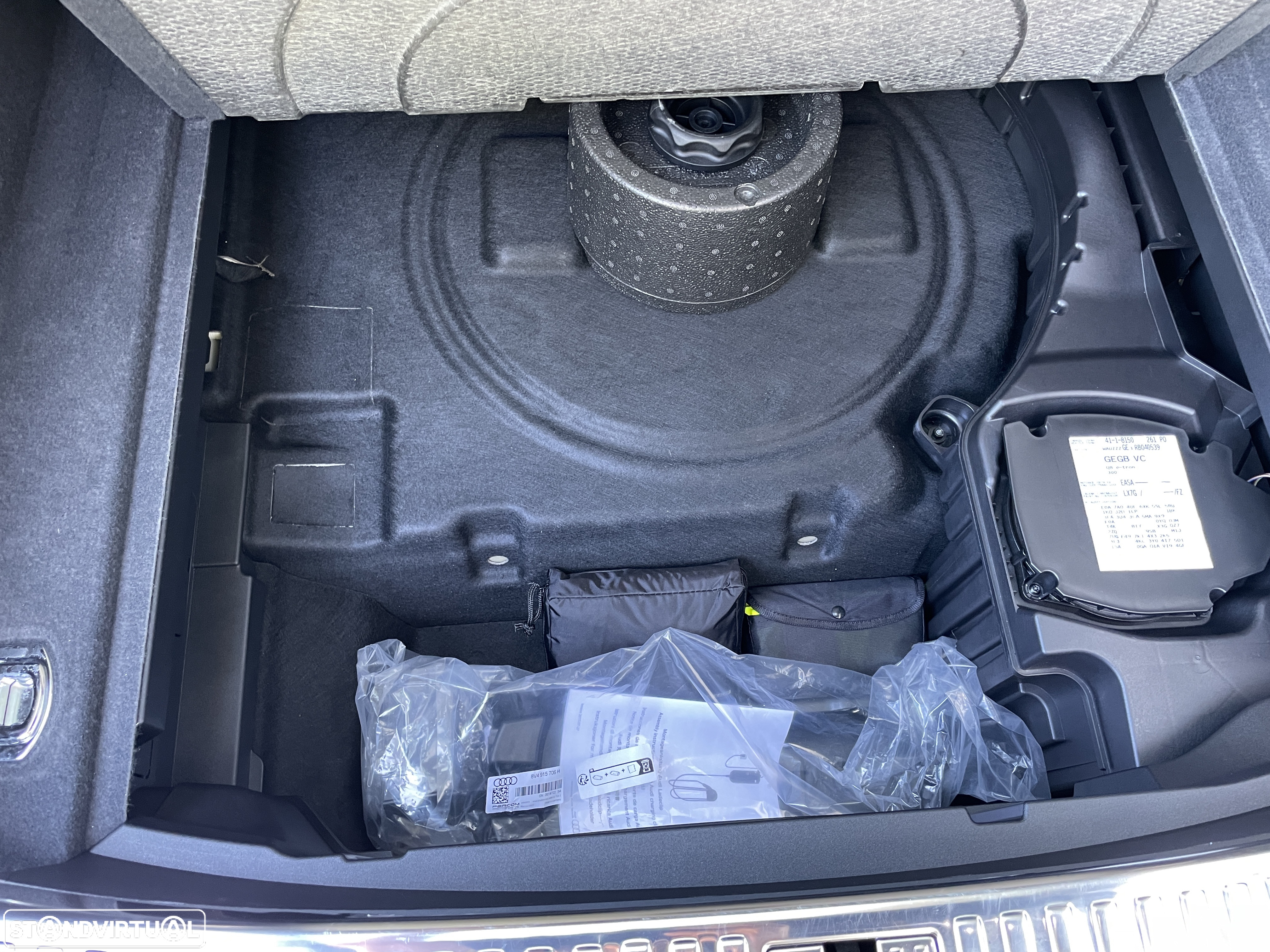 Audi Q8 e-Tron 55 quattro Advanced - 33
