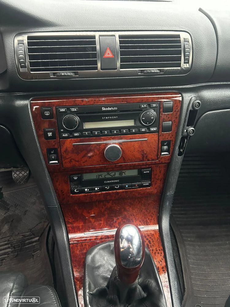 Skoda Superb 1.9 TDi Elegance - 15