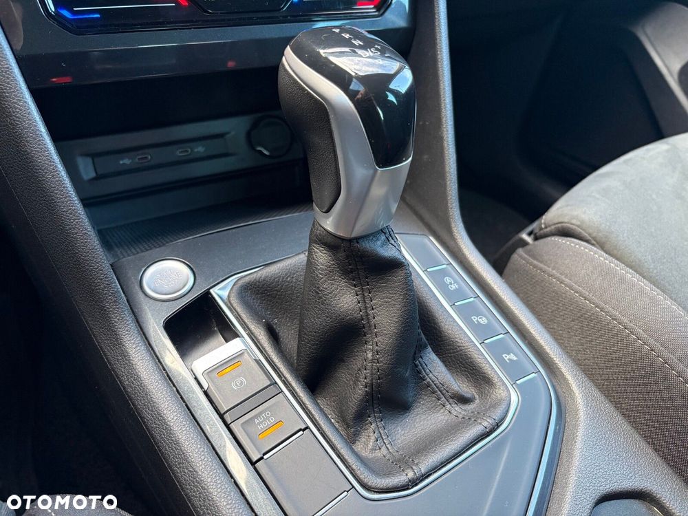 Volkswagen Tiguan - 28