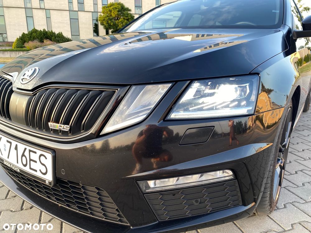 Skoda Octavia 2.0 TSI RS DSG - 2