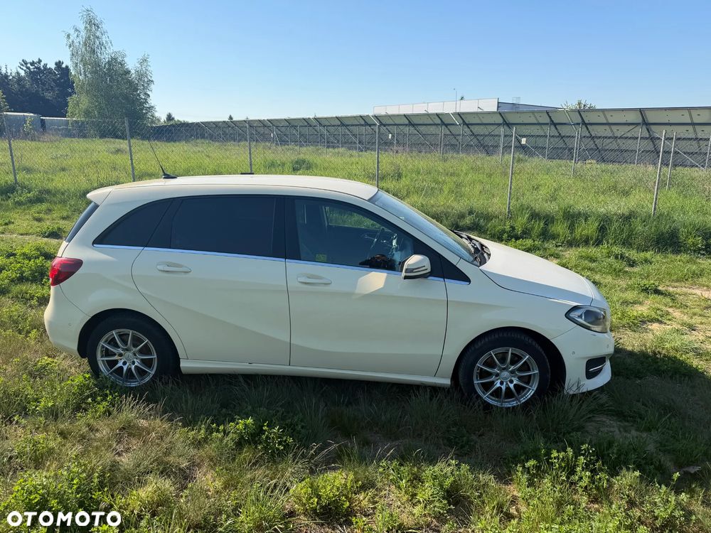 Mercedes-Benz Klasa B 180 d 7G-DCT Peak Edition - 6