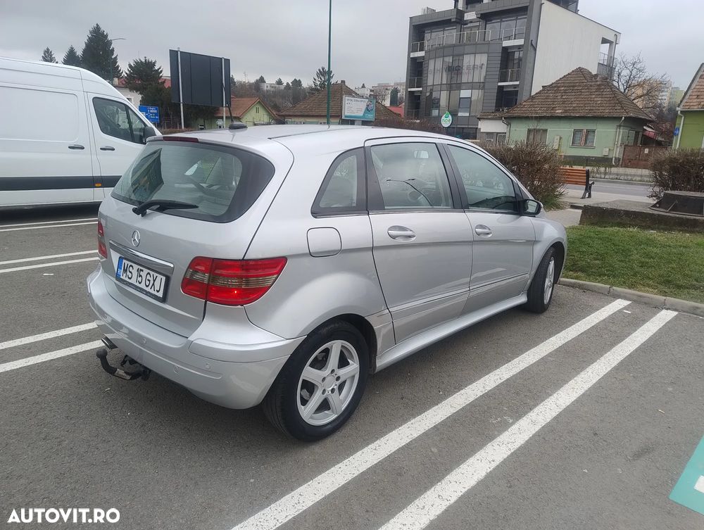 Mercedes-Benz B 200 - 2