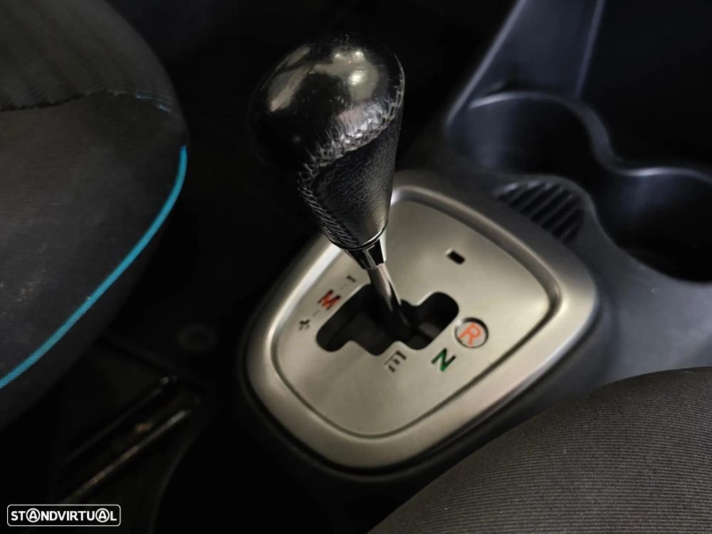 Peugeot 107 1.0 Sportium 2-Tronic - 38