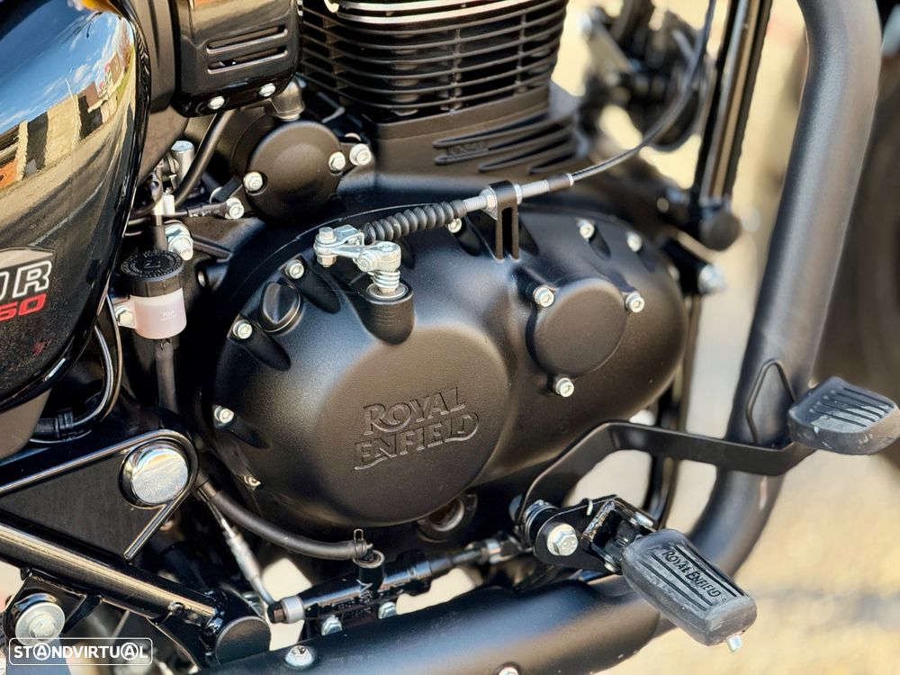 Royal Enfield Meteor 350 Fireball Yellow - 24