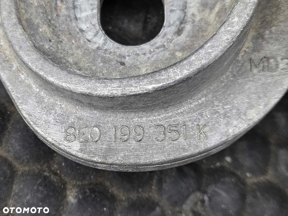 Łapa Mocowanie 8E0199351K 8E0199352K Wspornik Silnika Podpora Poduszki Drażka 2.7 3.0 TDI 3.2 FSI Audi A4 B7 Seat Exeo - 9