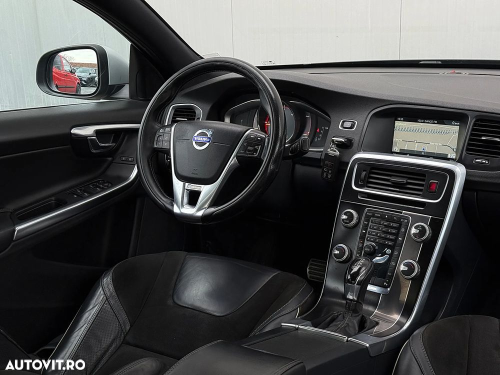 Volvo S60 D3 Geartronic RDesign - 14