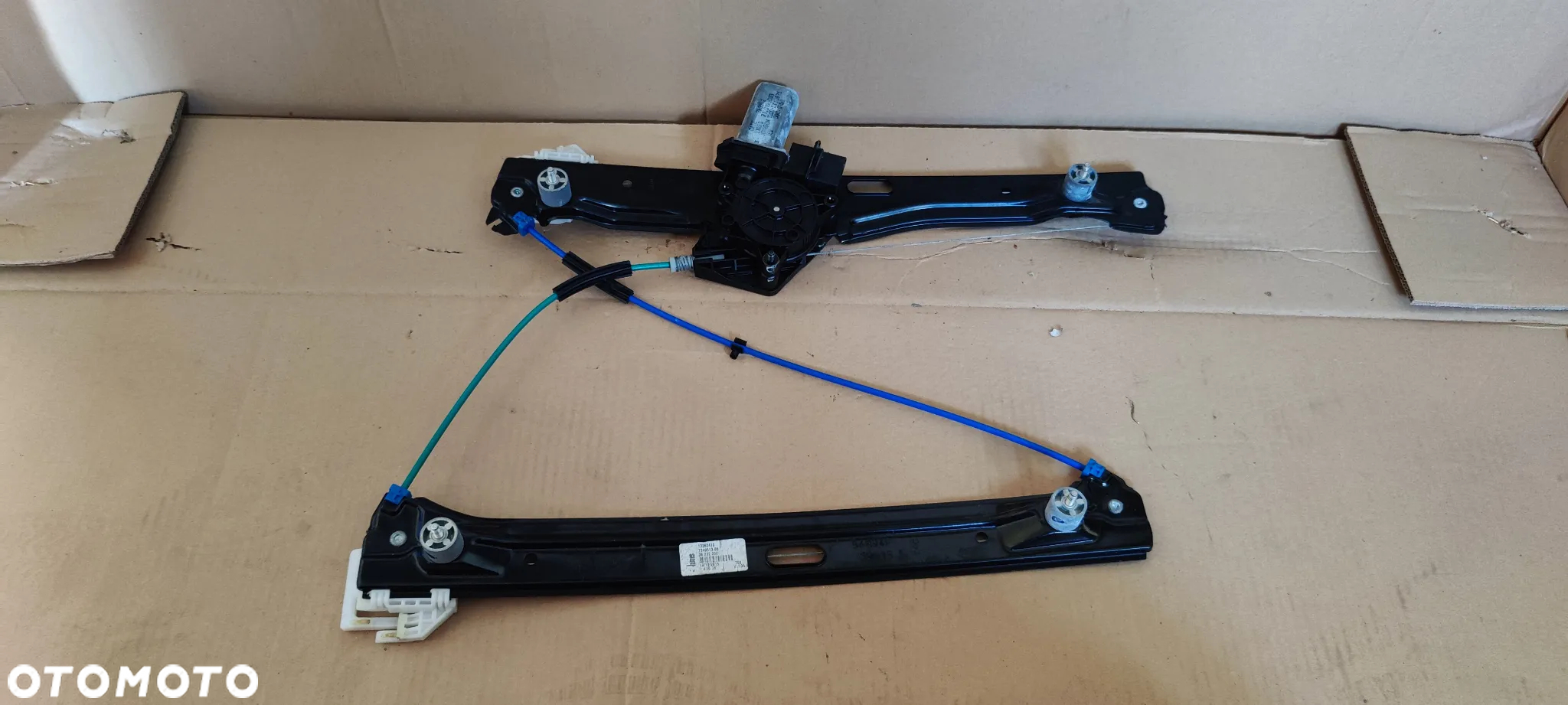 MECHANIZM PODNOSZENIA SZYBY BMW X1 F48 13262410 - 2