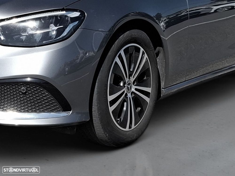 Mercedes-Benz E 220 d Avantgarde - 4