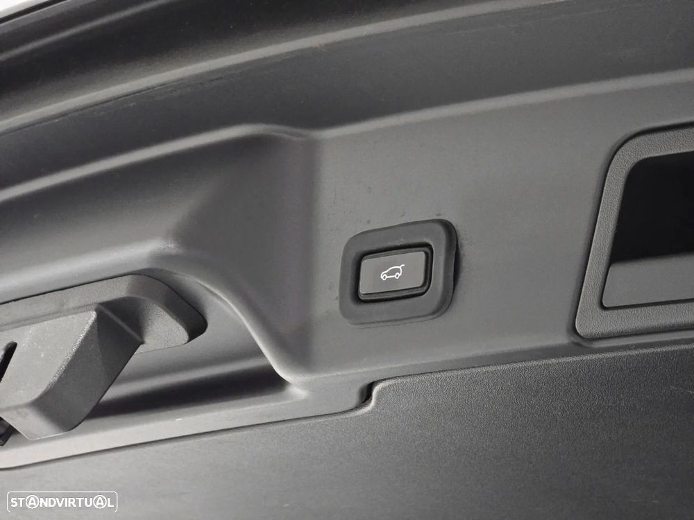 Land Rover Range Rover Evoque 1.5 P300e AWD Auto - 57